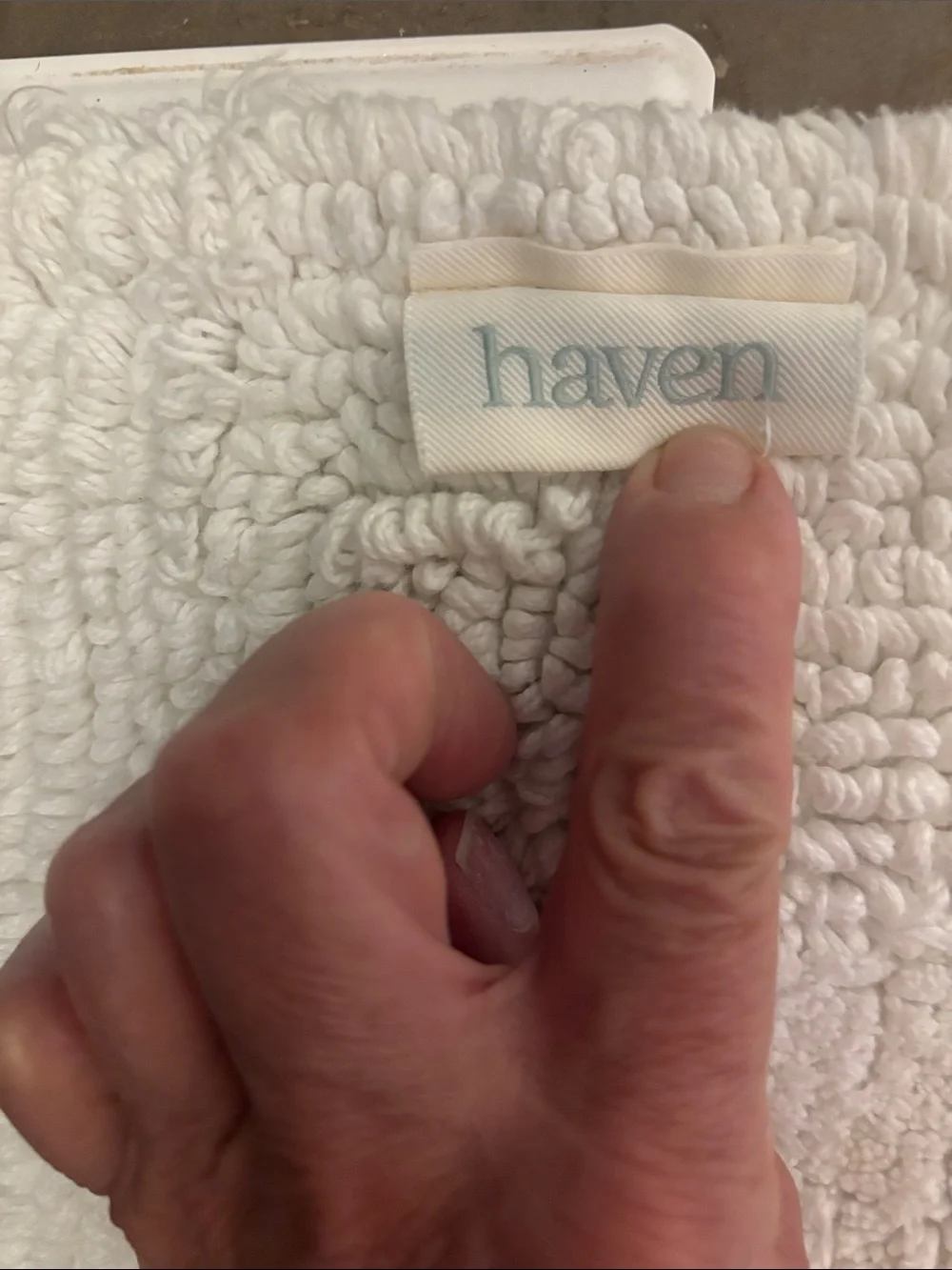 Haven Plush White Loop Bath Mat